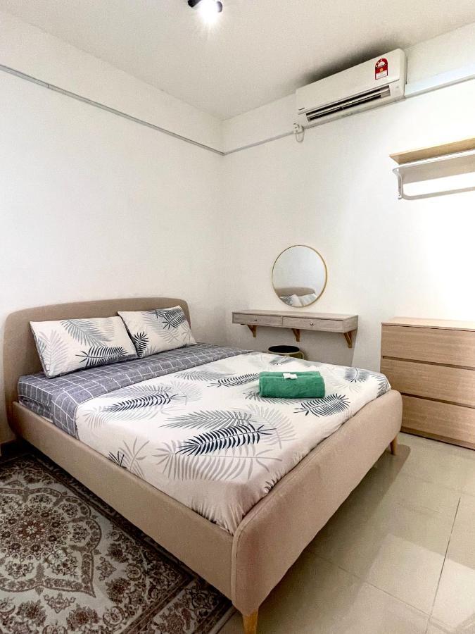 Apartment In Ladang Tok Pelam Kuala Terengganu Exterior photo